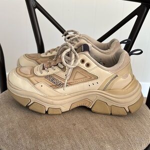 Womens' Tan Sneakers
